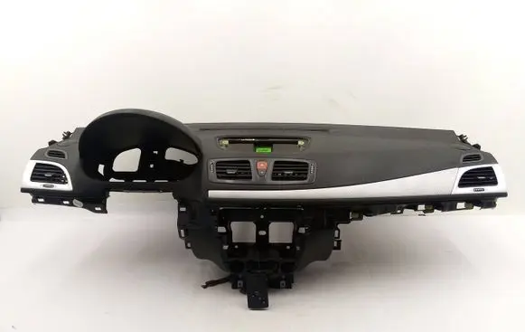 Renault Megane III Dashboard 681000022R