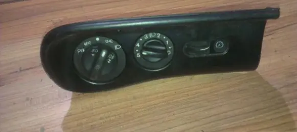 Ford Mondeo MK I Light switch 95b13k196ca