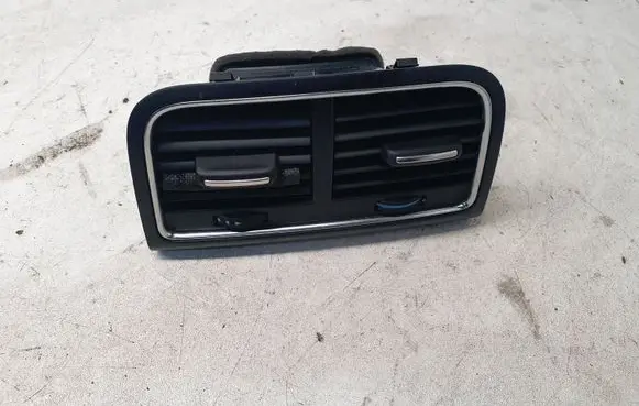 Audi A4 S4 B8 8K Rear air vent grill 8K0819203