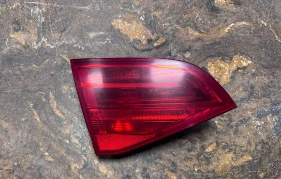 Audi A4 S4 B8 8K Tailgate rear/tail lights 8K9945093