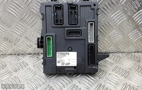 Nissan X-Trail T32 Engine control unit/module 284B16FP0A