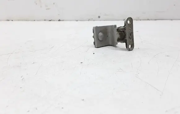 Volkswagen Golf Plus Tailgate/trunk/boot hinge