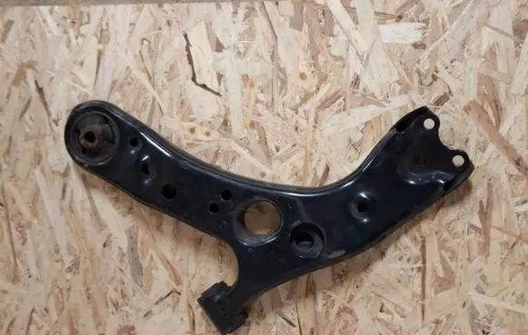 Toyota RAV 4 (XA40) Front lower control arm/wishbone 4865512210