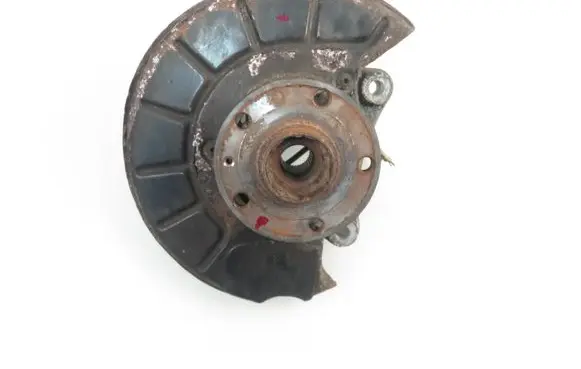 Volkswagen PASSAT B6 Front wheel hub spindle knuckle 