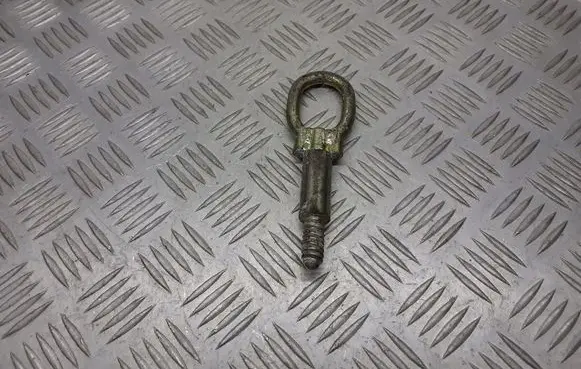 Toyota Avensis T220 Tie down hook / loop 