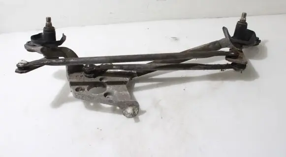 Toyota Yaris Front wiper linkage 