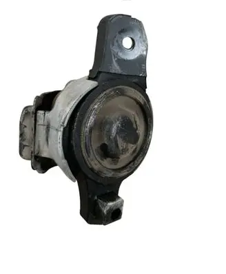 Subaru Outback (BT) Engine mount bracket