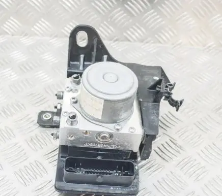 Fiat 500X ABS Pump A005H761 52062979