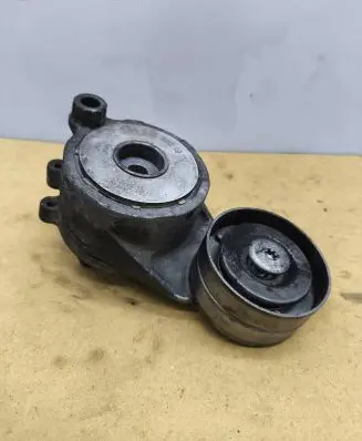 Mercedes-Benz C W204 Timing belt tensioner A6422001970