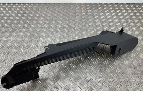 BMW 5 G30 G31 G38 Other trunk/boot trim element 7437737