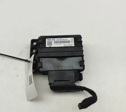Volkswagen Scirocco Current control relay 3AA919041 3AA919041A