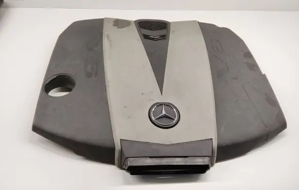 Mercedes-Benz GLK (X204) Engine cover (trim) A6420105867 4011353U