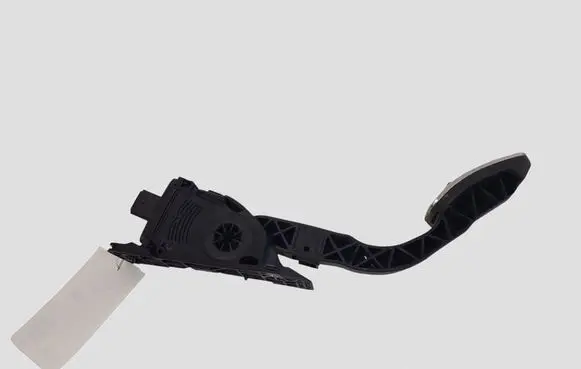 Volvo V40 Accelerator throttle pedal 31341777