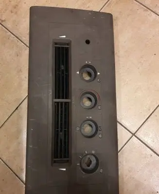 Mercedes-Benz 508 Dashboard 6736881108 6736881708