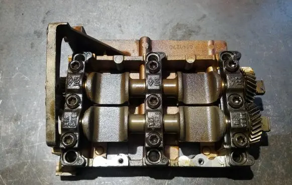 BMW 3 E46 Balance shaft 8041022001