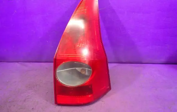 Renault Megane II Rear/tail lights 8200142683