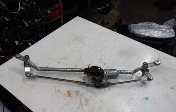 Mini One - Cooper F56 F55 Front wiper linkage and motor 7419787 150940769 AV1590607696