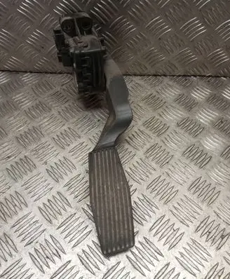 Opel Zafira A Accelerator throttle pedal 6PV00811400 9202341BT