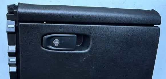 Jeep Grand Cherokee WL Glove box P7CH34TX7AE T0000275301227 J0BJ2166