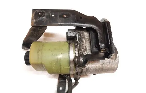 Ford Focus C-MAX Electric power steering pump 3M513K514