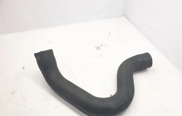 Volvo V70 Engine coolant pipe/hose 08671393