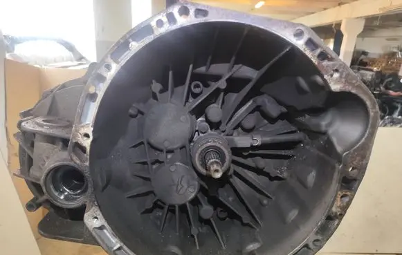 Opel Vivaro Manual 6 speed gearbox 8200546200 PF6010 0535662