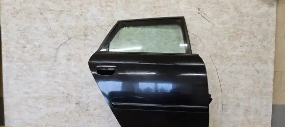 Audi A3 S3 8P Rear door