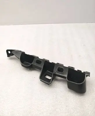 Volkswagen PASSAT B7 Front bumper mounting bracket 3AA807184