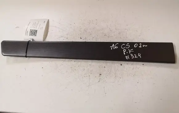 Audi A6 S6 C5 4B Front door trim bar 4B0867409