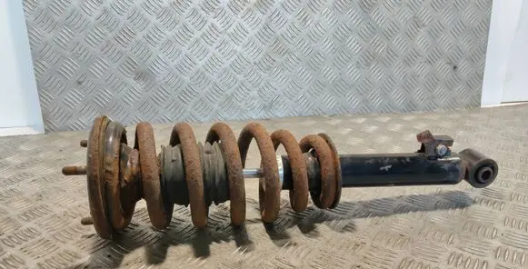 Mitsubishi L200 Front shock absorber with coil spring SA1083