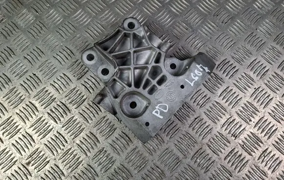 Jaguar E-Pace Engine mounting bracket GJ326030AA