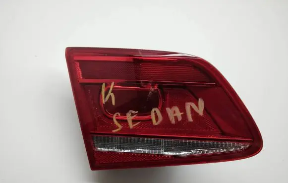 Volkswagen PASSAT B7 Tailgate rear/tail lights 3AE945093K 90004890