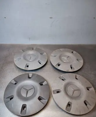 Mercedes-Benz Sprinter W901 W902 W903 W904 Original wheel cap A9064010025