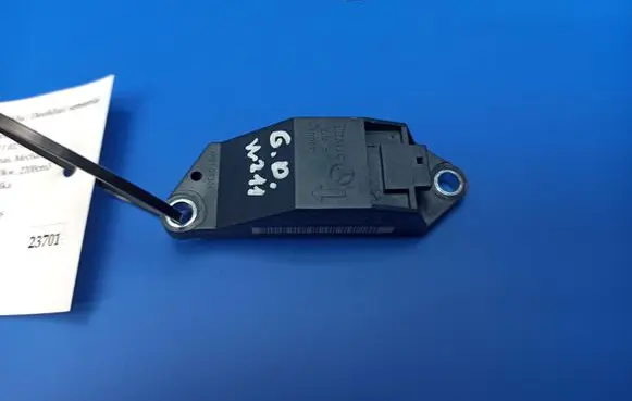 Mercedes-Benz E W211 Airbag deployment crash/impact sensor A0018209326
