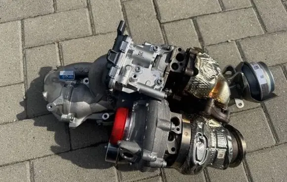 Mercedes-Benz E W213 Supercharger 10009700451 A6540909001