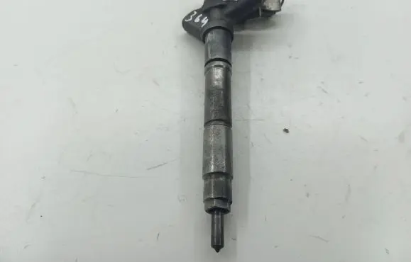 Toyota Avensis T250 Fuel injector 2367026011