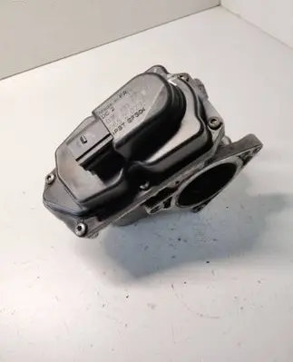 Volkswagen Tiguan EGR valve 03L131501K