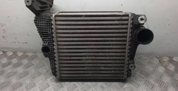 Porsche Macan (95B) Intercooler radiator 95B145803B