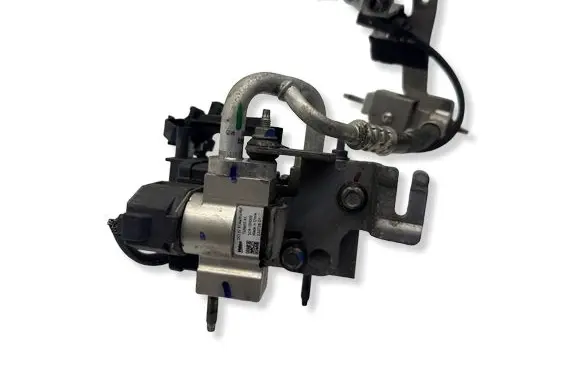 Opel Mokka B Air conditioning (A/C) expansion valve T588455A1