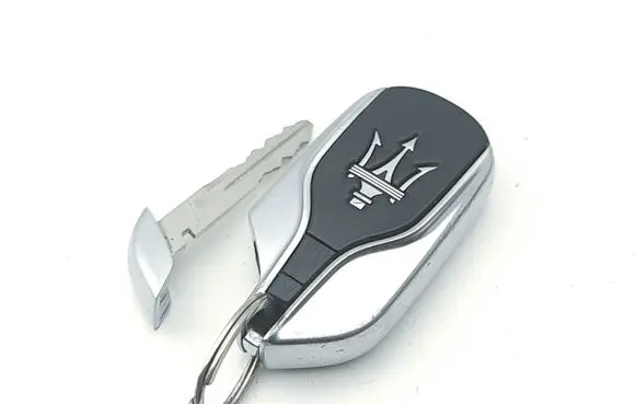 Maserati Ghibli Ignition key/card 