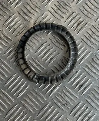 Volvo XC70 Rear coil spring rubber mount 