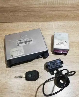 BMW 3 E36 Engine ECU kit and lock set 1429760 8380365 8379522
