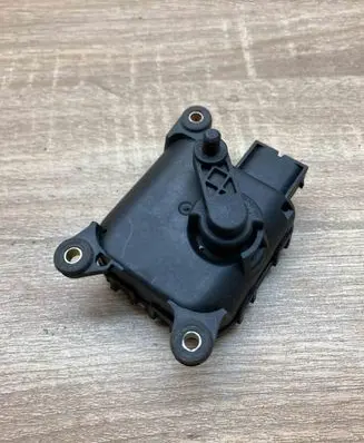 Audi A6 S6 C5 4B Air flap motor/actuator 4B1820511L 0132801170