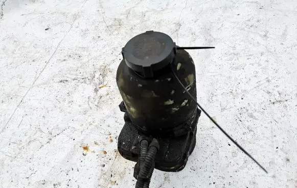 Opel Zafira A Power steering pump