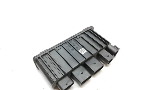 BMW X2 F39 Current control relay 8589907 18576710 P00155271