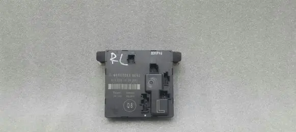 Mercedes-Benz E AMG W211 Door control unit/module A2118201526