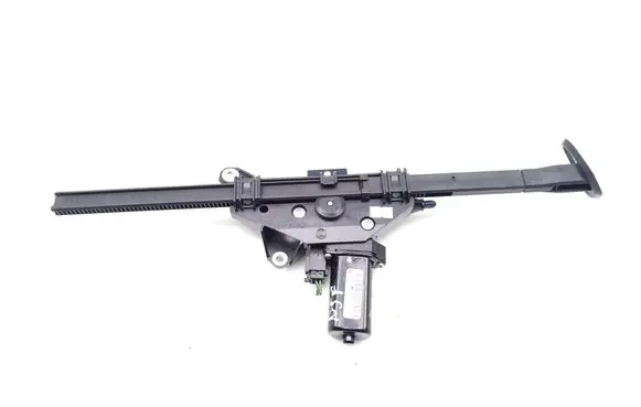 Mercedes-Benz E C207 W207 Seat belt adjustment motor A2078600182 306035199AD