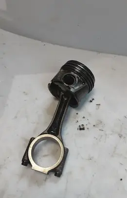 Audi A4 S4 B7 8E 8H Piston with connecting rod 038J