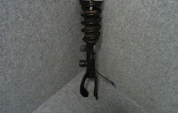BMW X5 F15 Front shock absorber with coil spring 6875084