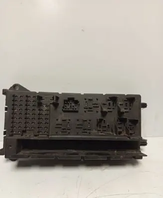 Volkswagen Crafter Air suspension control unit module (rear) A9065454001 9065454001